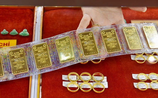 SJC làm ăn ra sao trong hơn 10 năm độc quyền vàng miếng?