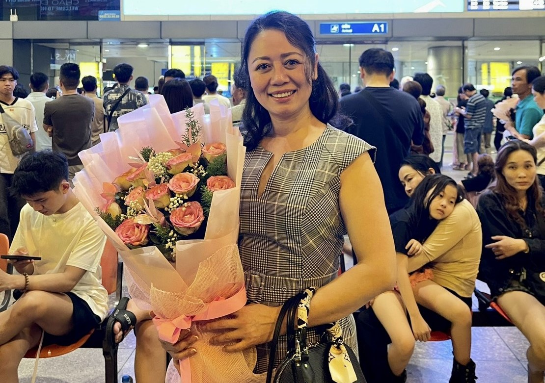Diễn giả Tôn Nữ Diệu Trang đáp chuyến bay từ Úc về Việt Nam dự sự kiện "Bình đẳng giới"