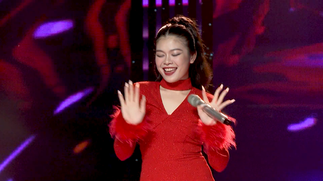 ca-si-tran-oanh-khi-qlua-ngheq-manh-hon-con-sot-40-do-tgnguoinoitoieng 9