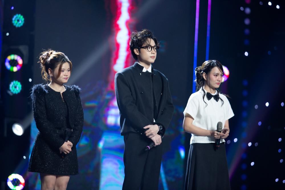 NSƯT Vân Khánh khen ngợi sự ăn ý của ba ca sĩ Giang Thùy Linh, Ngân Nara và Zane khi trình diễn mashup