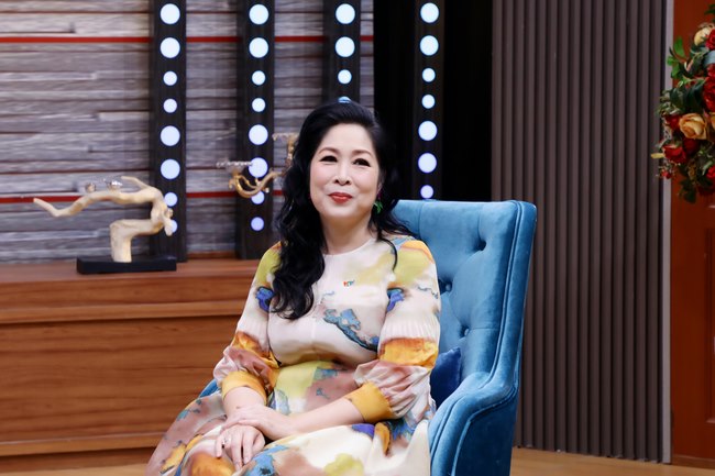 NSND Hồng Vân ngạc nhiên trước sự đồng điệu của cặp đôi Minh Anh – Phương Trinh