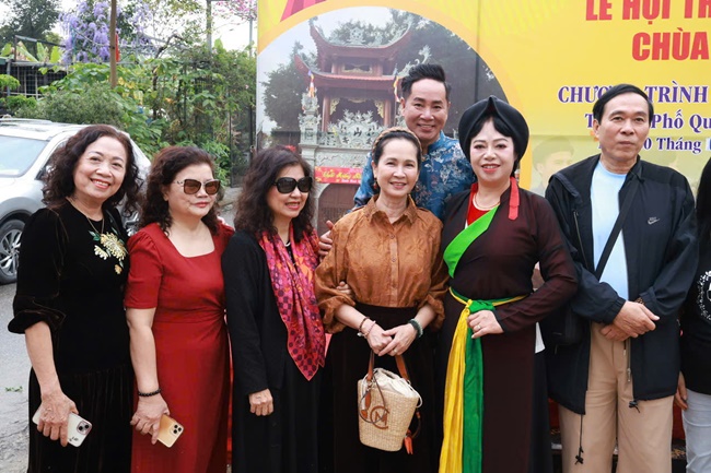 le-hoi-chua-kim-son--lang-qua-cam-suc-song-di-san-tu-mien-dat-quan-ho-tgnguoinoitieng 27