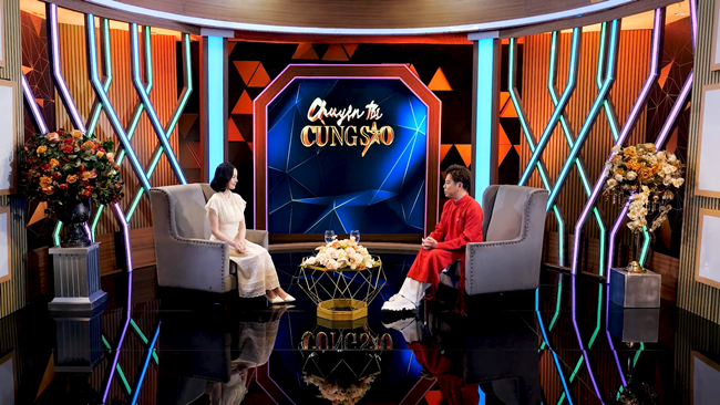 quoc-dai-trai-long-ve-qsan-khau-dac-bietq-noi-khan-gia-boi-song-de-nghe-hat 1