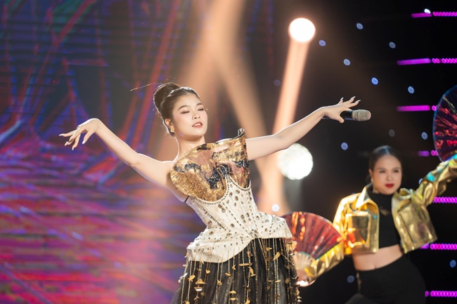 hoang-tam-anh-hay-nghe-toi-hat-tgnguoinoitieng 39