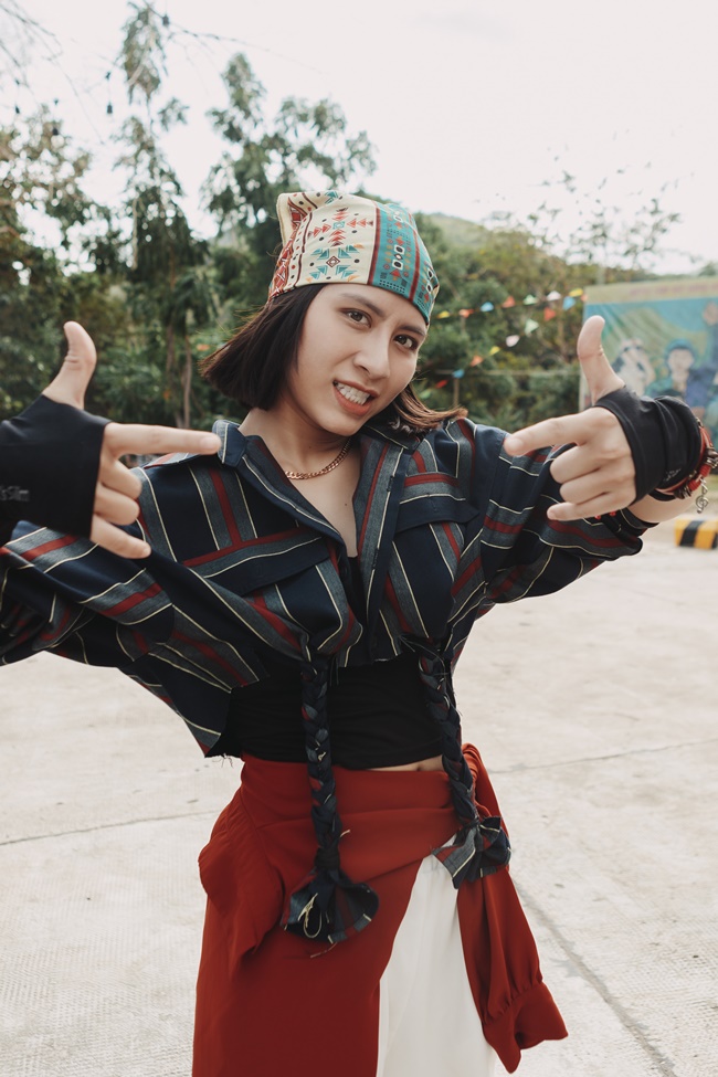 dan-trai-xinh-gai-dep-nha-ly-hai-o-lat-mat-8-visual-hat-hay-nhay-gioi-co-du-debut-ngay-thoi-tgnguoinoitieng 2