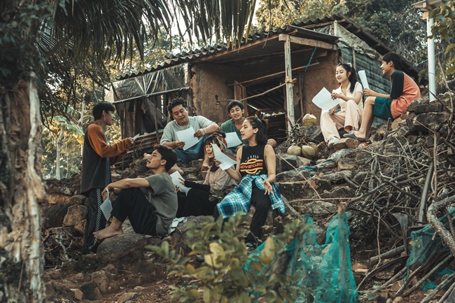dan-trai-xinh-gai-dep-nha-ly-hai-o-lat-mat-8-visual-hat-hay-nhay-gioi-co-du-debut-ngay-thoi-tgnguoinoitieng 27