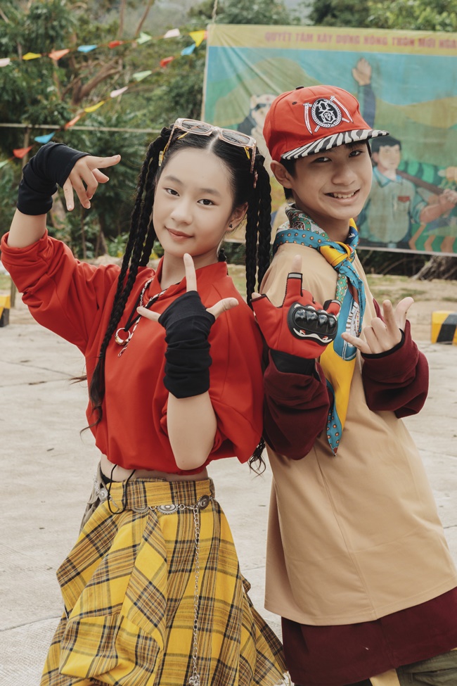 dan-trai-xinh-gai-dep-nha-ly-hai-o-lat-mat-8-visual-hat-hay-nhay-gioi-co-du-debut-ngay-thoi-tgnguoinoitieng 7