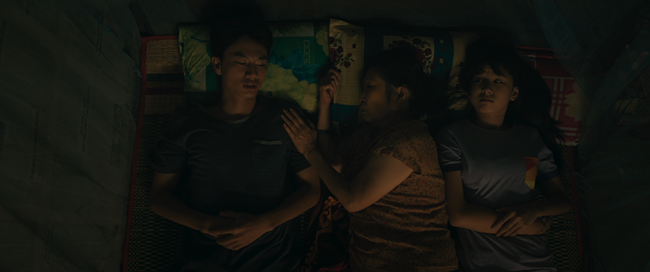 lat-mat-8-cua-ly-hai-lap-ky-luc-thu-100-ty-dong-sau-2-ngay-khoi-chieu-TGNGUOINOITIENG7