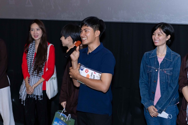 lat-mat-8-cua-ly-hai-vo-oa-khi-duoc-khan-gia-yeu-thuong-vay-kin-tai-cinetour-tgnguoinoitieng 20